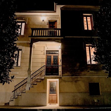 Naboo Verona Luxury Suites 外观 照片