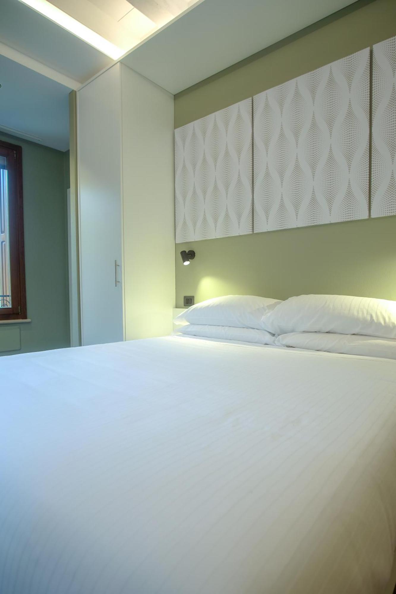 Naboo Verona Luxury Suites 外观 照片