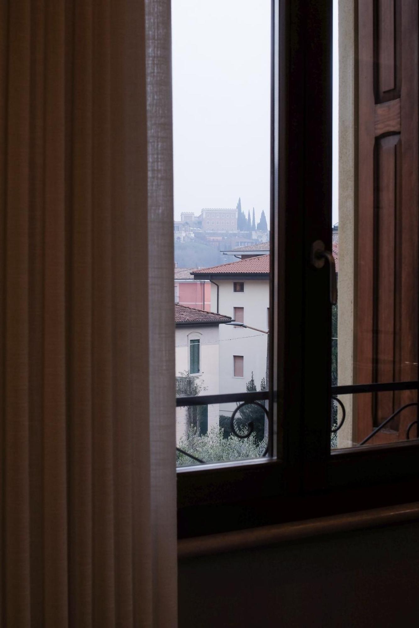Naboo Verona Luxury Suites 外观 照片