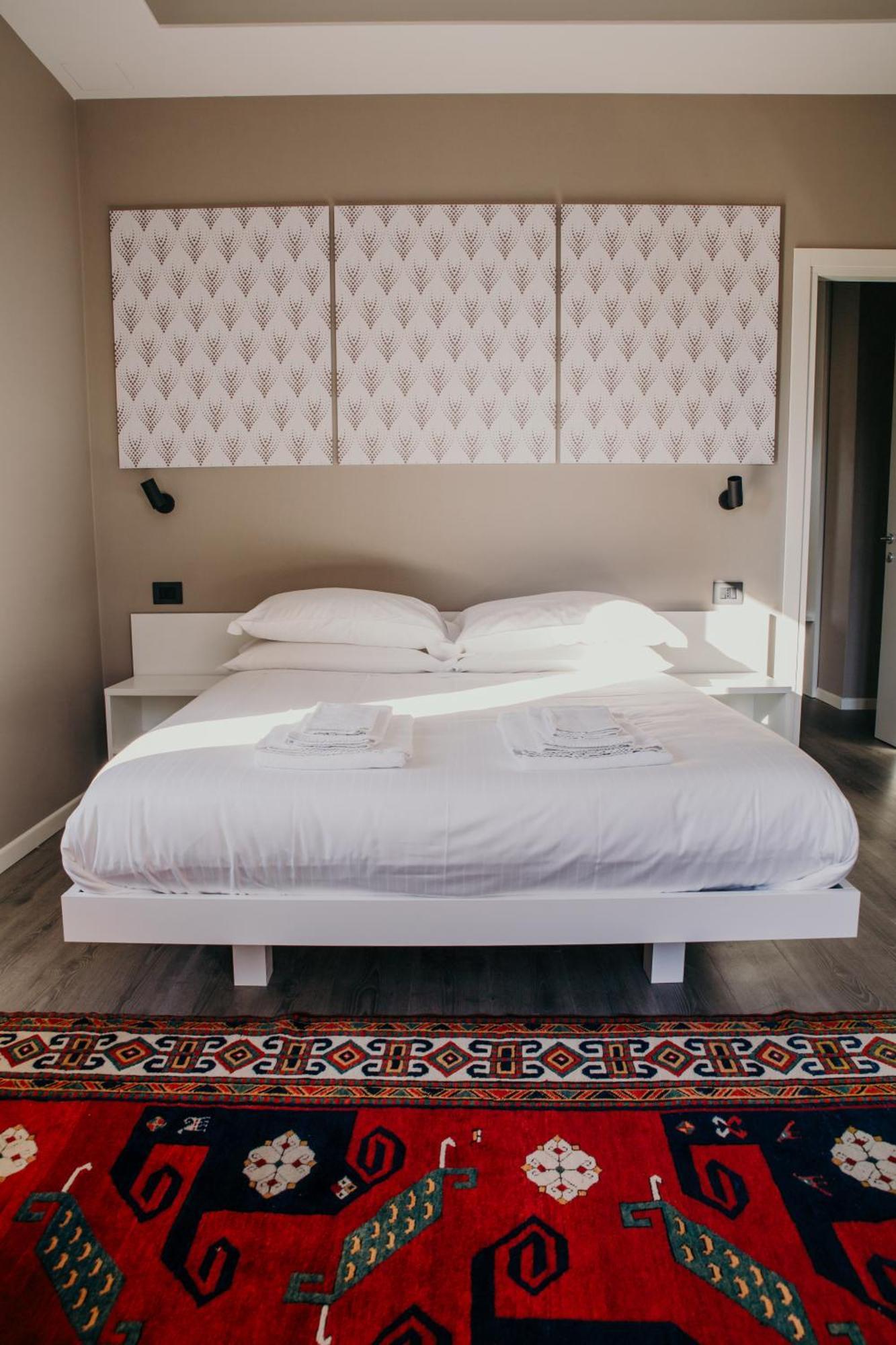 Naboo Verona Luxury Suites 外观 照片