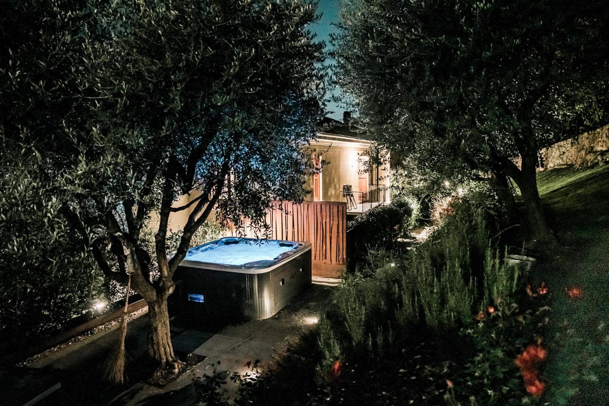 Naboo Verona Luxury Suites 外观 照片